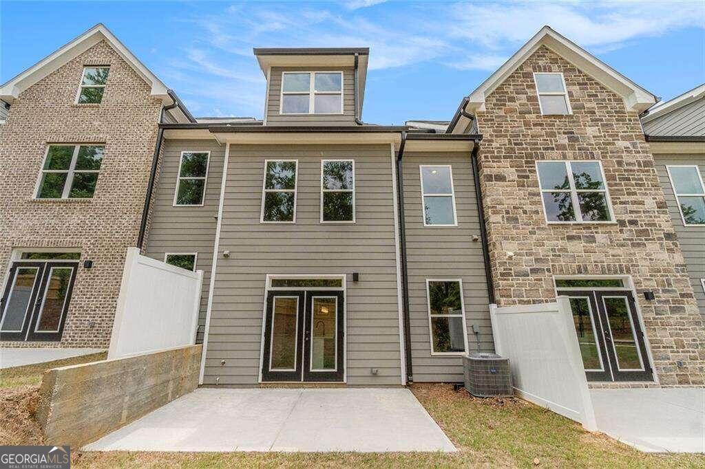 Burberry at Sandtown - Residential