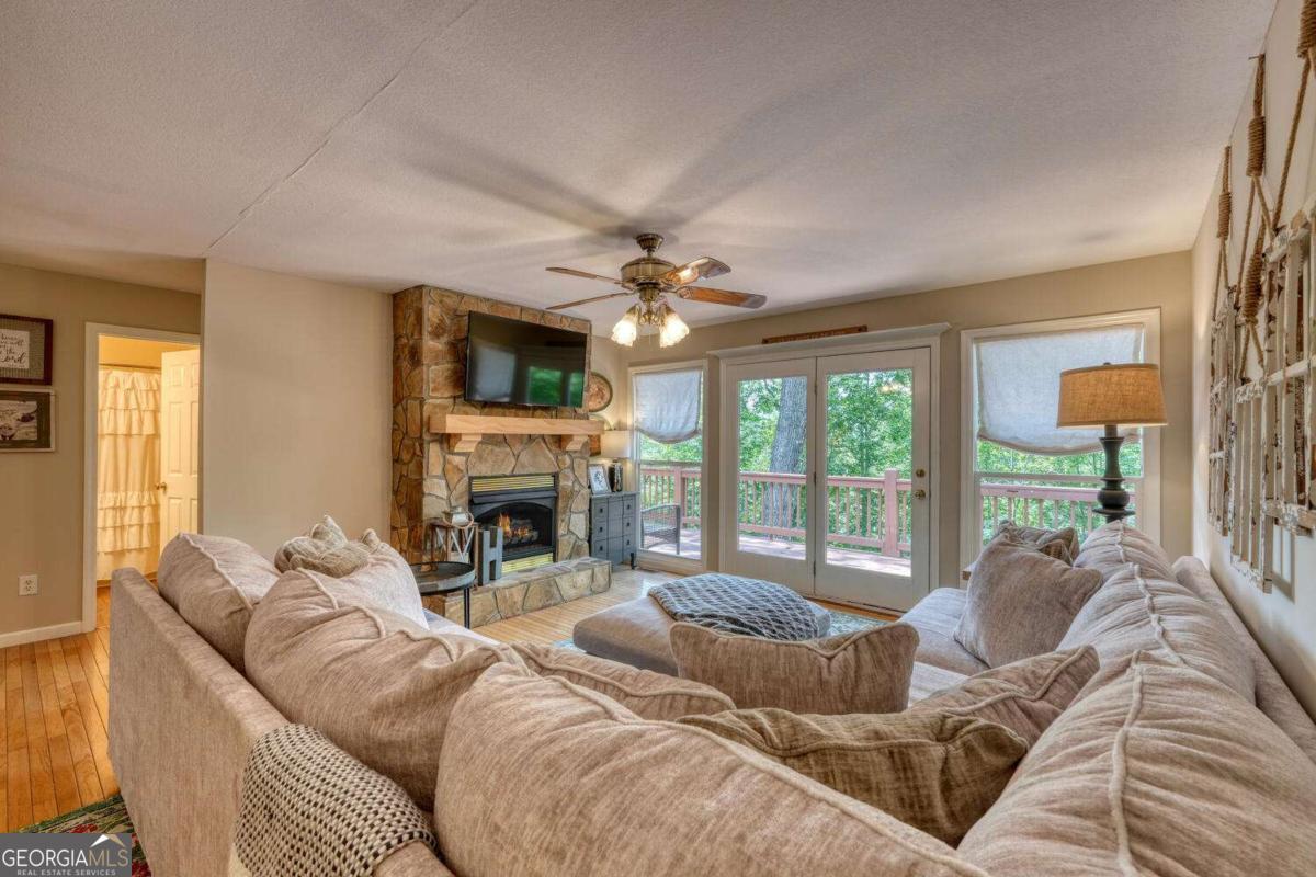 2333 Lovingood RD