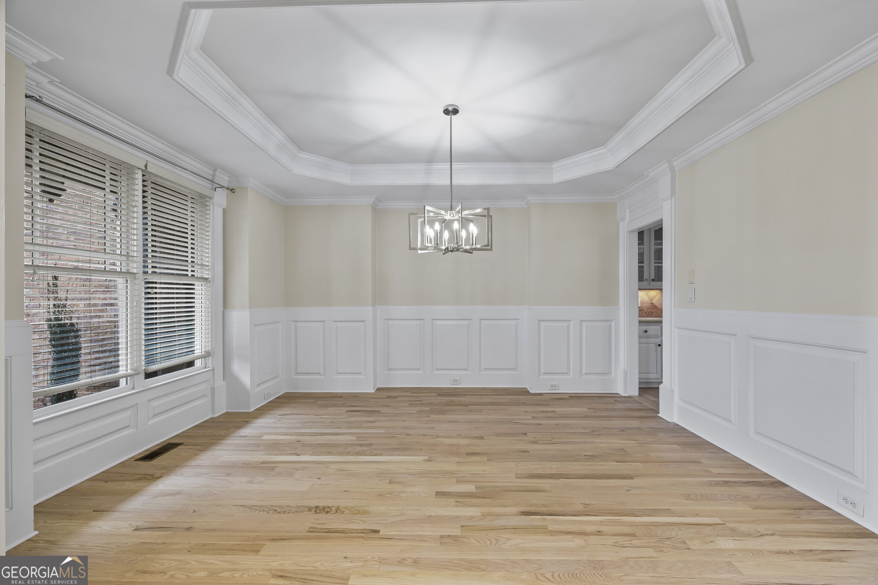 2537 Monta Vista WAY