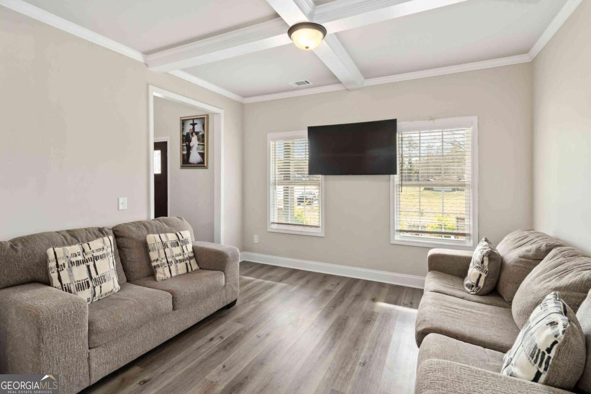 382 Carl Cedar Hill RD
