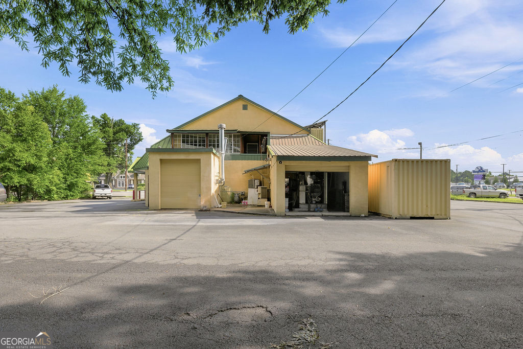 2009 Shorter AVE SW