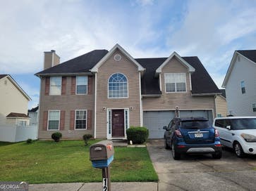 1236 Labrador LN Riverdale GA 30296