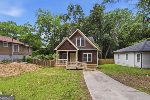 Photo of 562 Woodlawn Avenue NW, Atlanta, GA 30318 (MLS # 10795548)