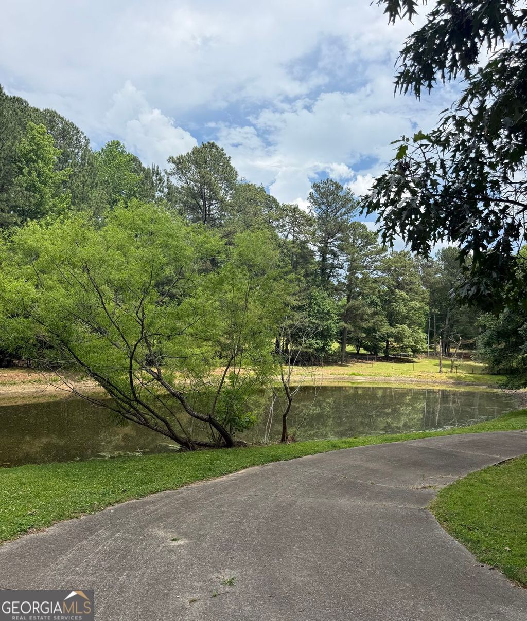 Photo of 2648 Tribble Mill Road, Lawrenceville, GA 30045 (MLS # 10770460)