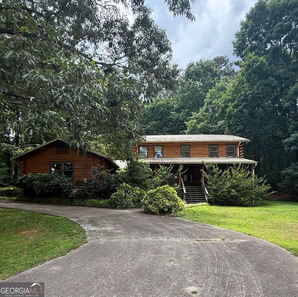 Photo of 2648 Tribble Mill Road, Lawrenceville, GA 30045 (MLS # 10770460)