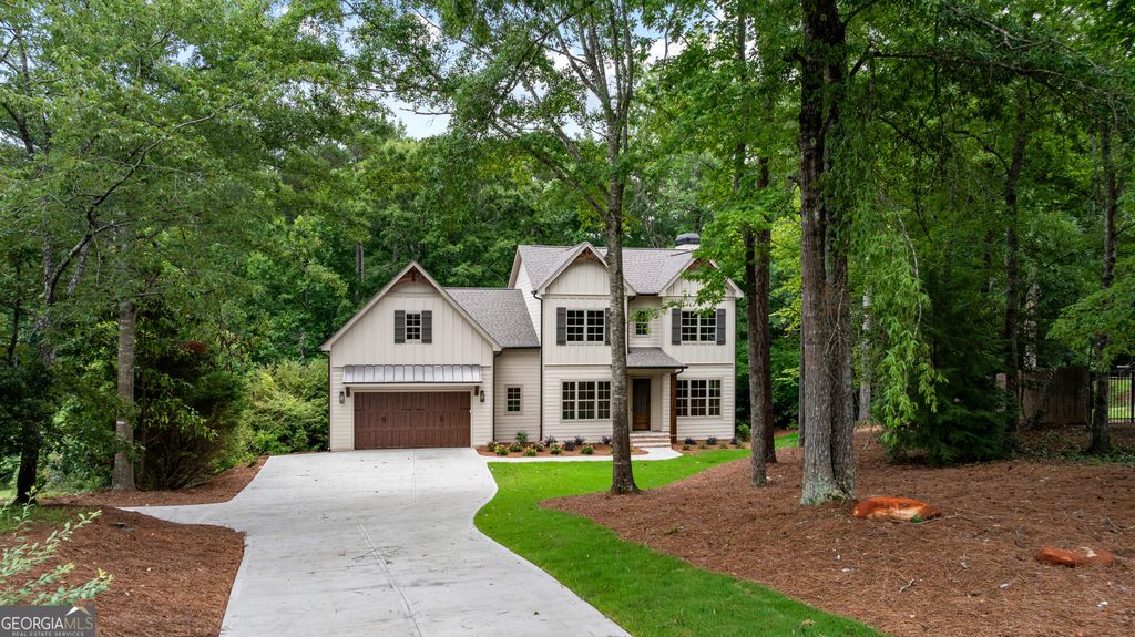 Photo of 118 Sunny Point Circle, Lagrange, GA 30240 (MLS # 10789634)