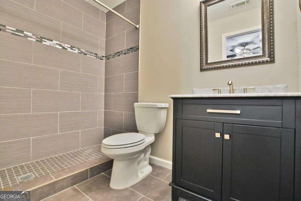 Photo of 3019 LIBERTY Way NW, Atlanta, GA 30318 (MLS # 10660278)