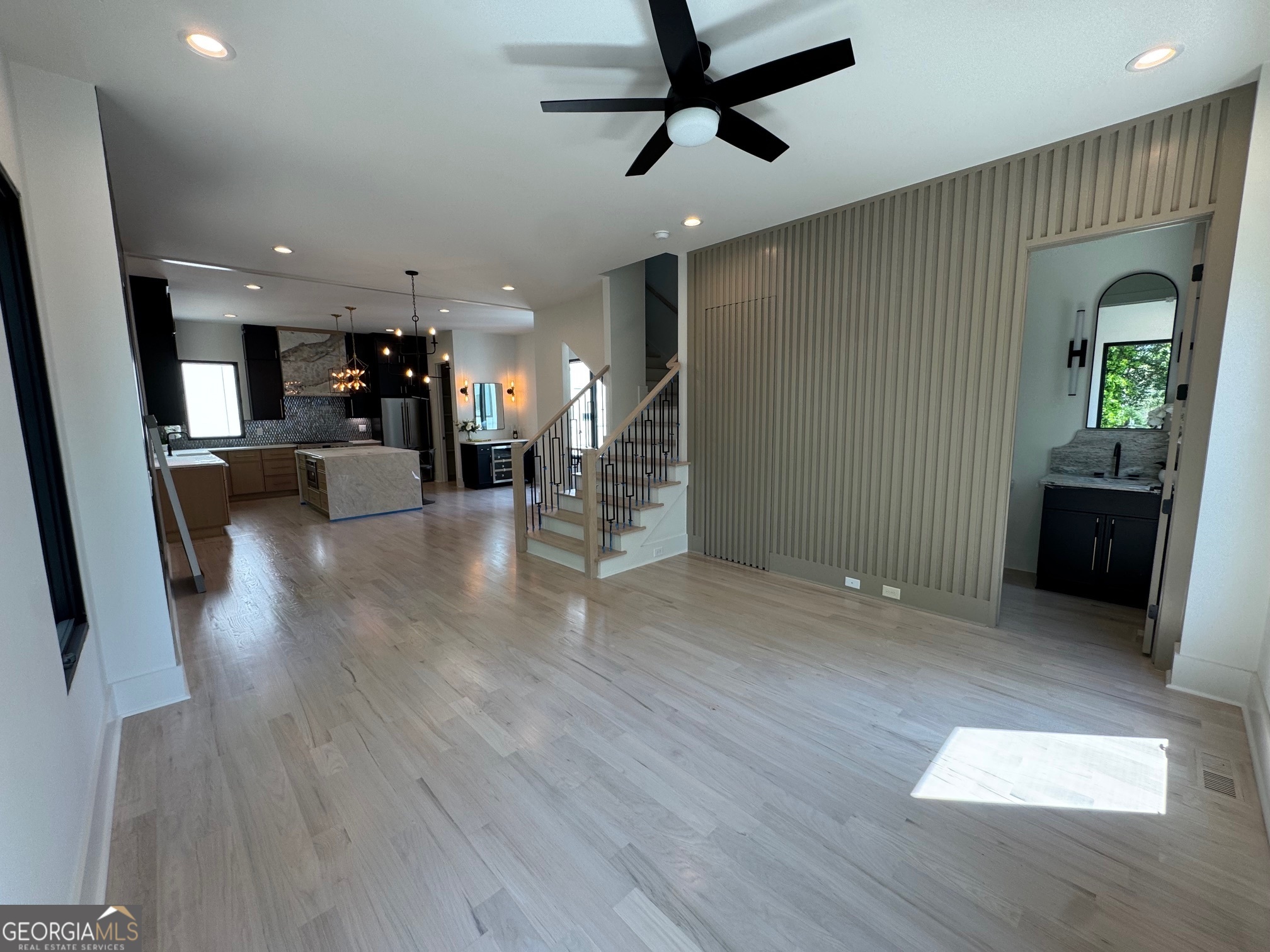 3960 Clairmont RD 2