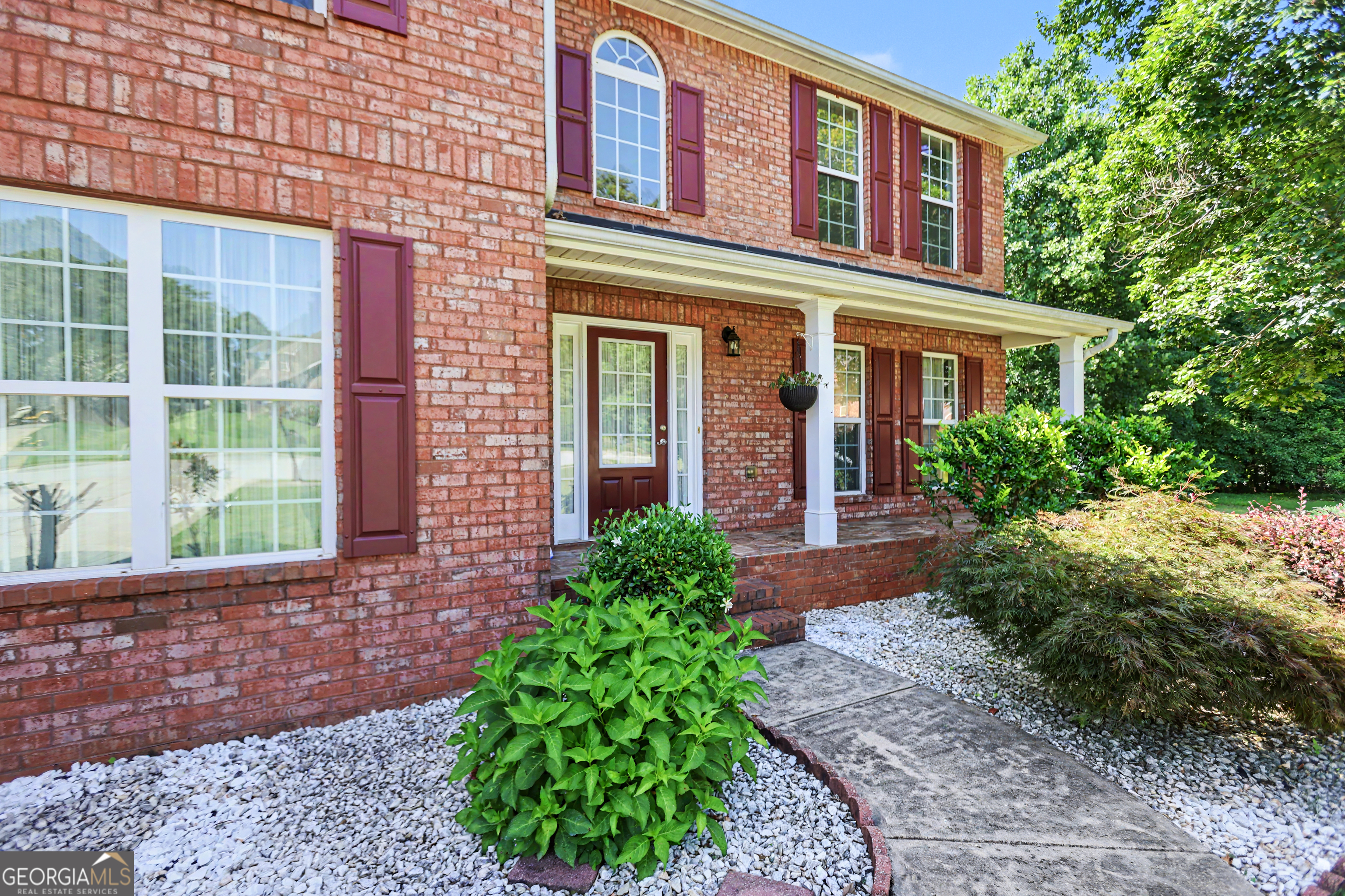 447 Plantation DR