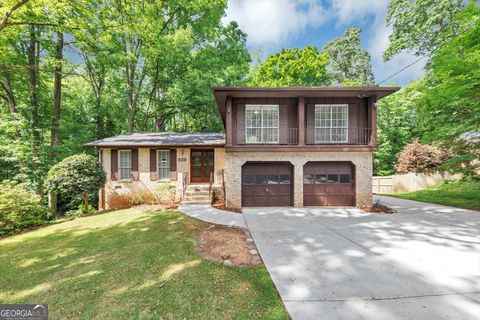563 Navarre DR Stone Mountain GA 30087