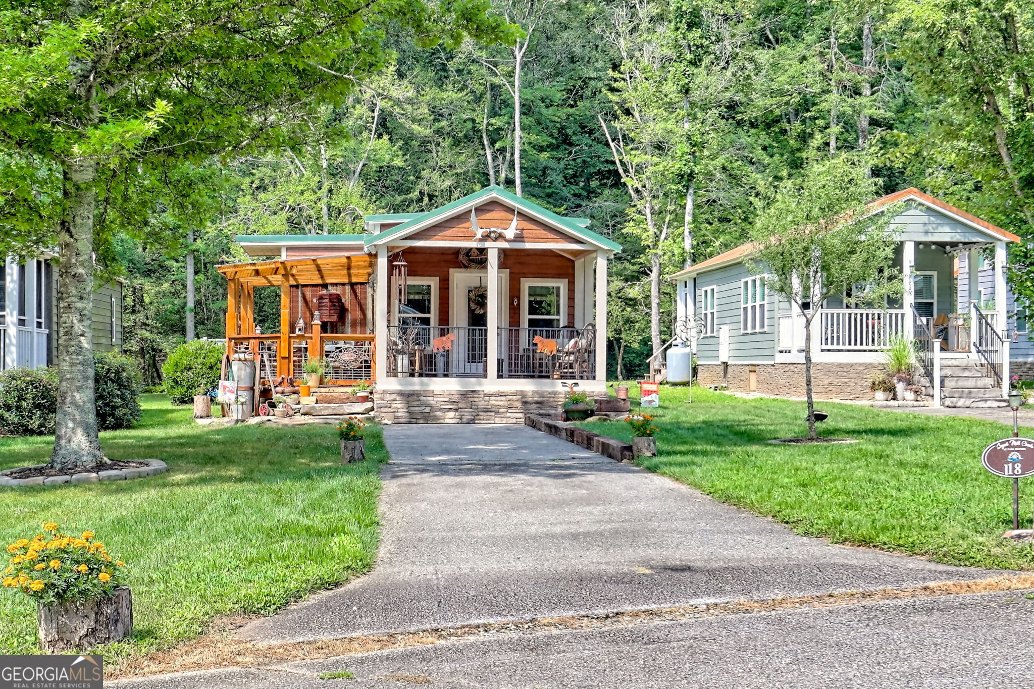 4960 Laurel Lodge #18 RD