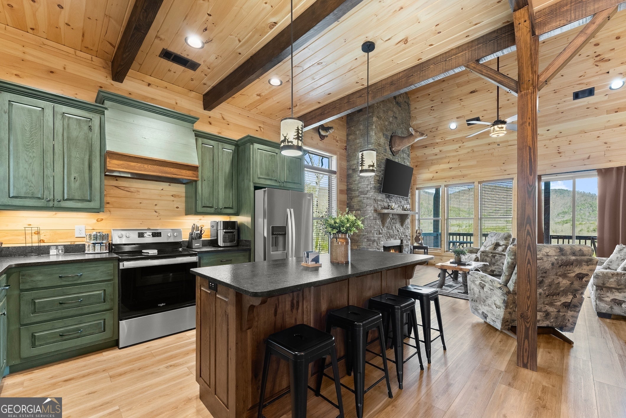 473 Monroe Ridge RD