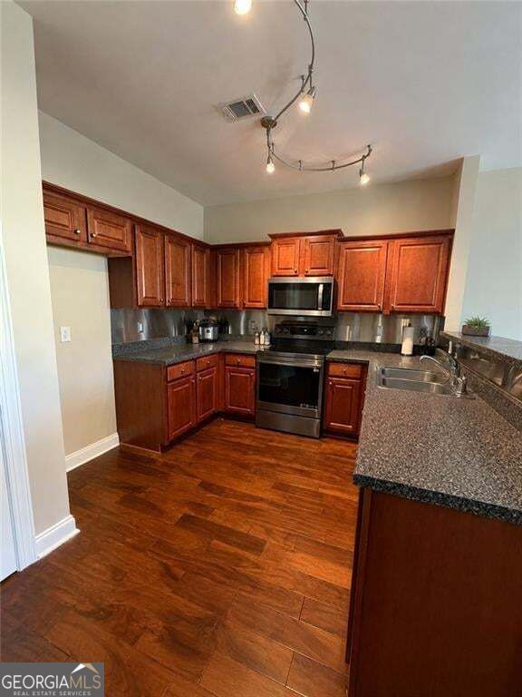 5151 Apple Grove RD