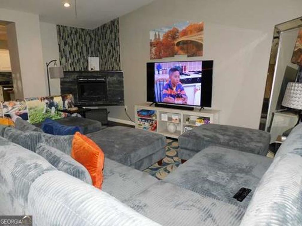 Photo of 517 Greenview Avenue SE, Conyers, GA 30094 (MLS # 10723337)