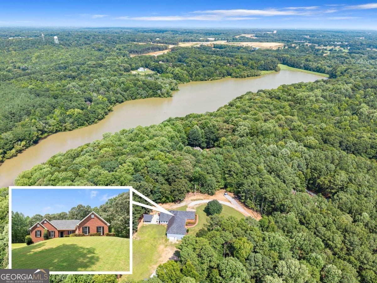 1194 Foster RD