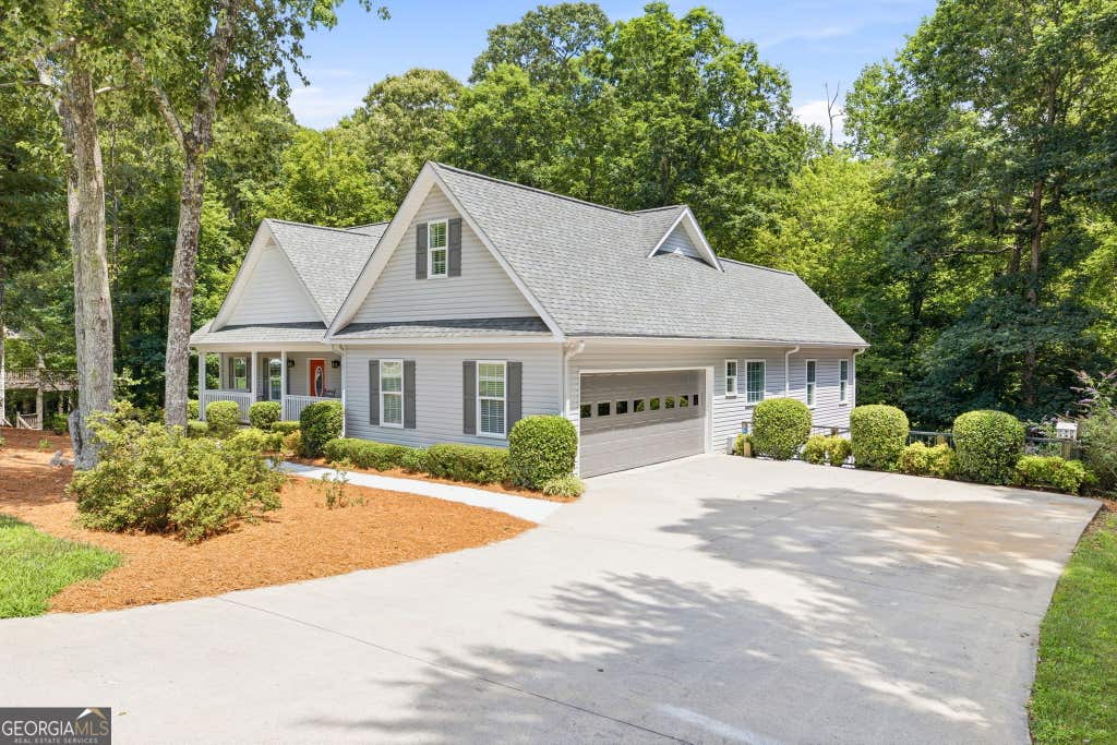 Photo of 292 Parkwood Place Circle, Cornelia, GA 30531 (MLS # 10801457)