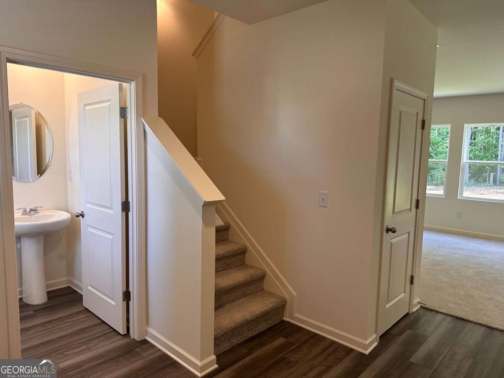 Photo of 217 Bandimere Pkwy, Dallas, GA 30157 (MLS # 10669714)