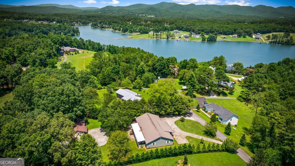 161 Butterfly LN