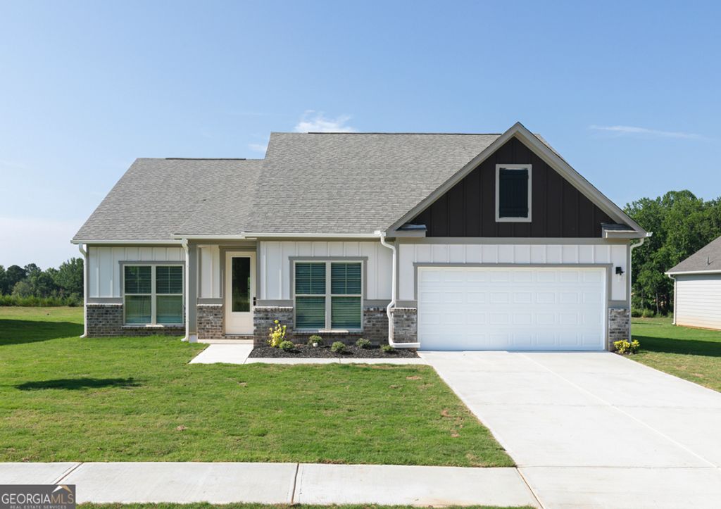 Photo of 38 Cantrell Drive, DALLAS, GA 30157 (MLS # 10659399)