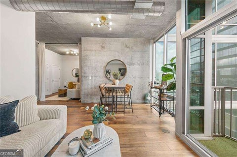 Photo of 923 Peachtree Street NE #1221, Atlanta, GA 30309 (MLS # 10844606)