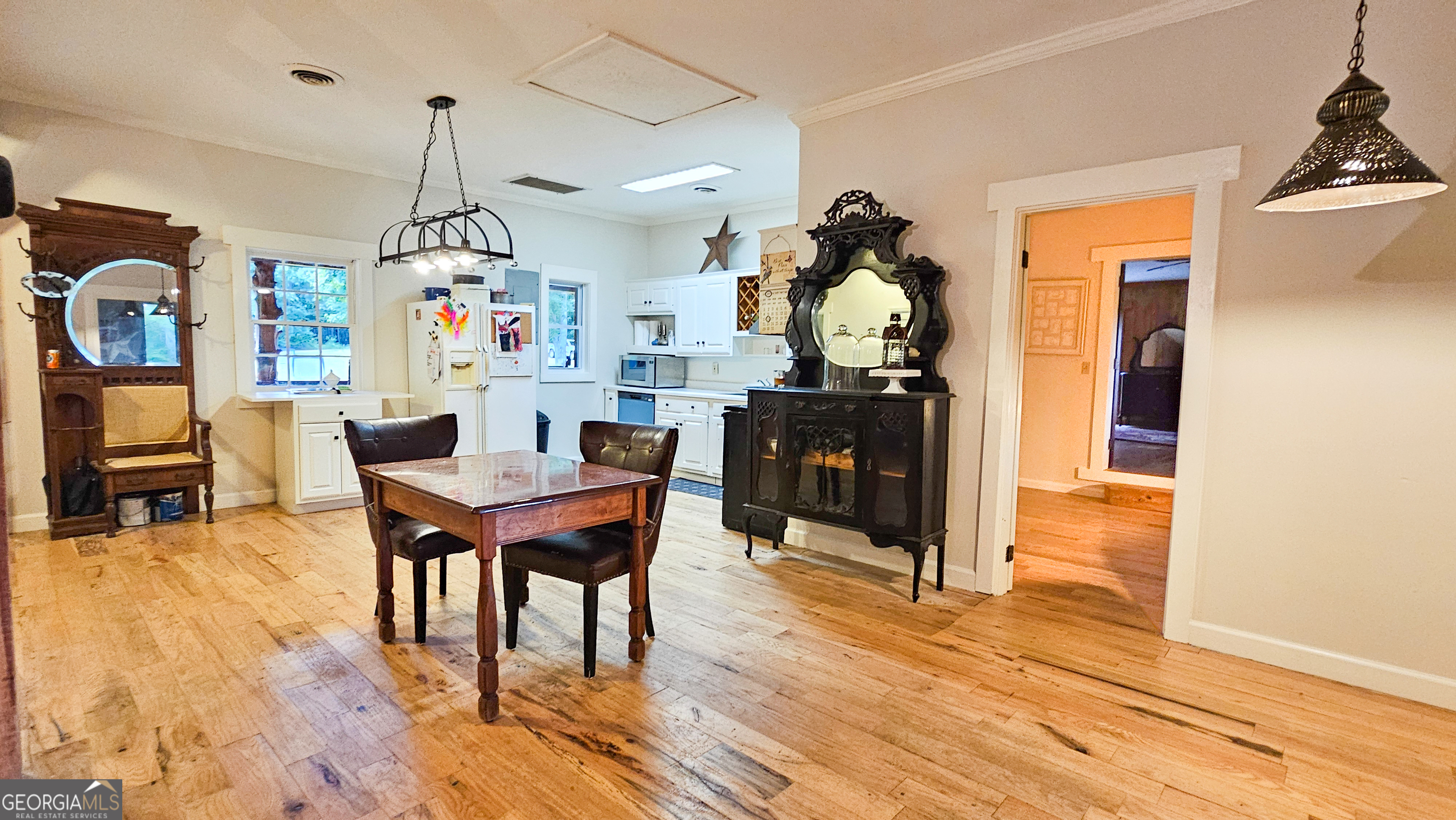 1216 Everett Springs RD NE