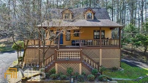 A home in Mineral Bluff