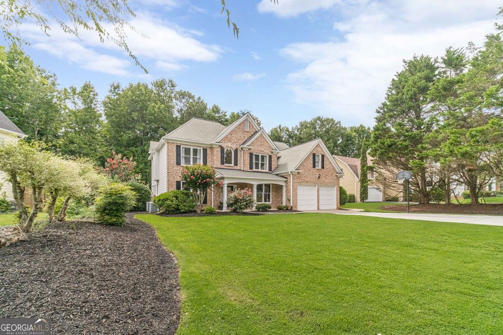 Photo of 11010 Pennbrooke Xing, Johns Creek, GA 30097 (MLS # 10806281)