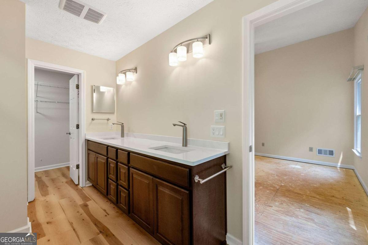 Landings At River Park - Residential