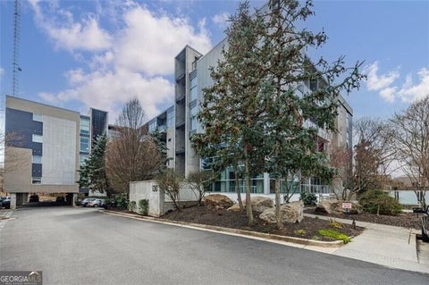 Photo of 130 Arizona Avenue NE #305, Atlanta, GA 30307 (MLS # 10849014)