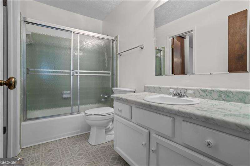 Country Place East - Residential