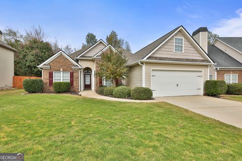 Photo of 227 Village Park Drive, Newnan, GA 30265 (MLS # 10673944)