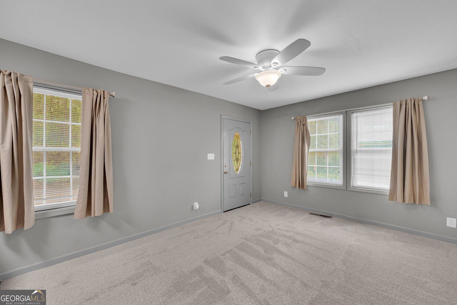 393 N Red Rock RD