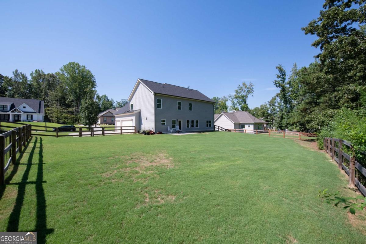 7715 Wandering Oak WAY