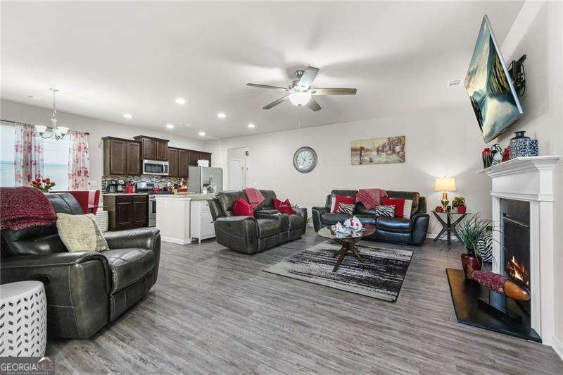 2473854385 Homes for Sale