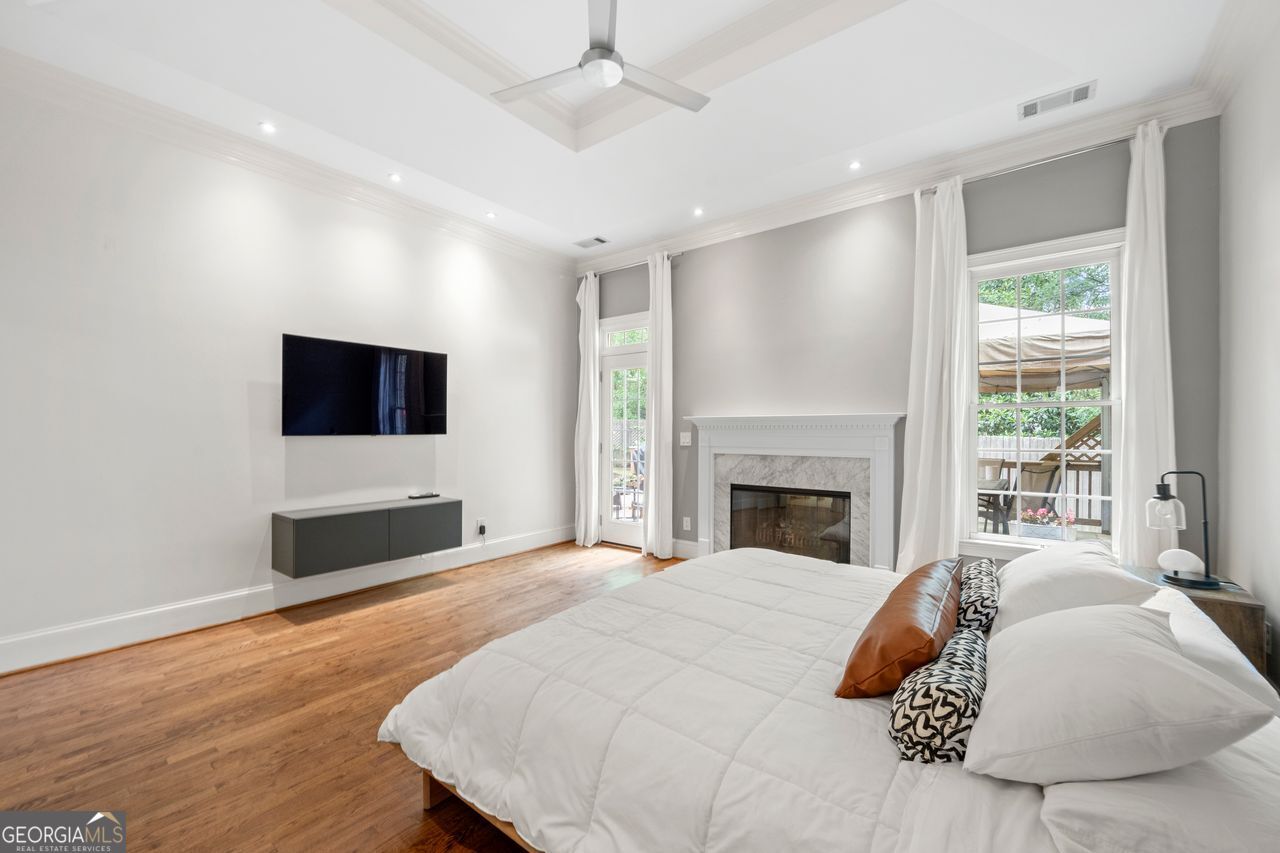 Milford Point - Residential