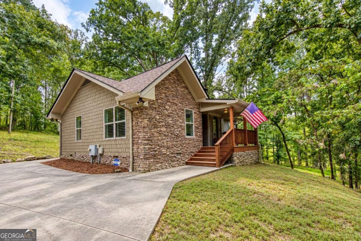 7615 Whitmire RD