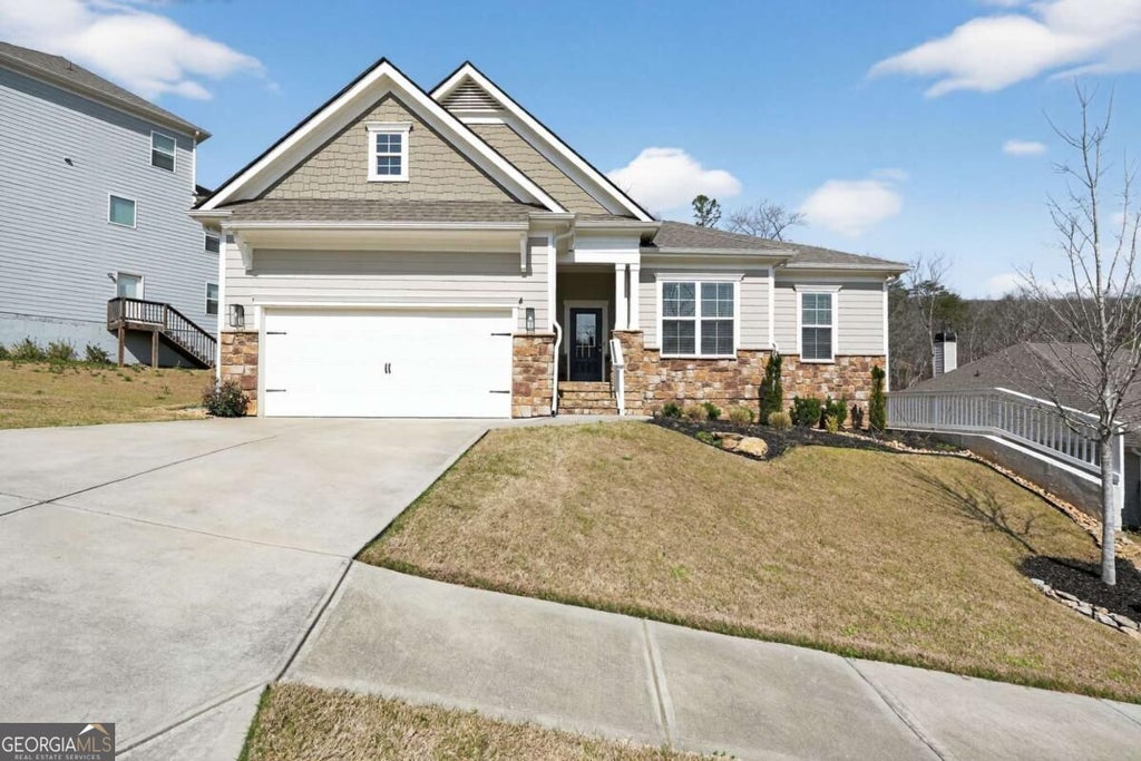 Photo of 717 Broken Arrow, Waleska, GA 30183 (MLS # 10842744)