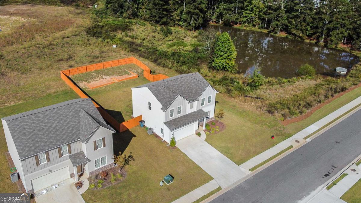 157 Casteel LN