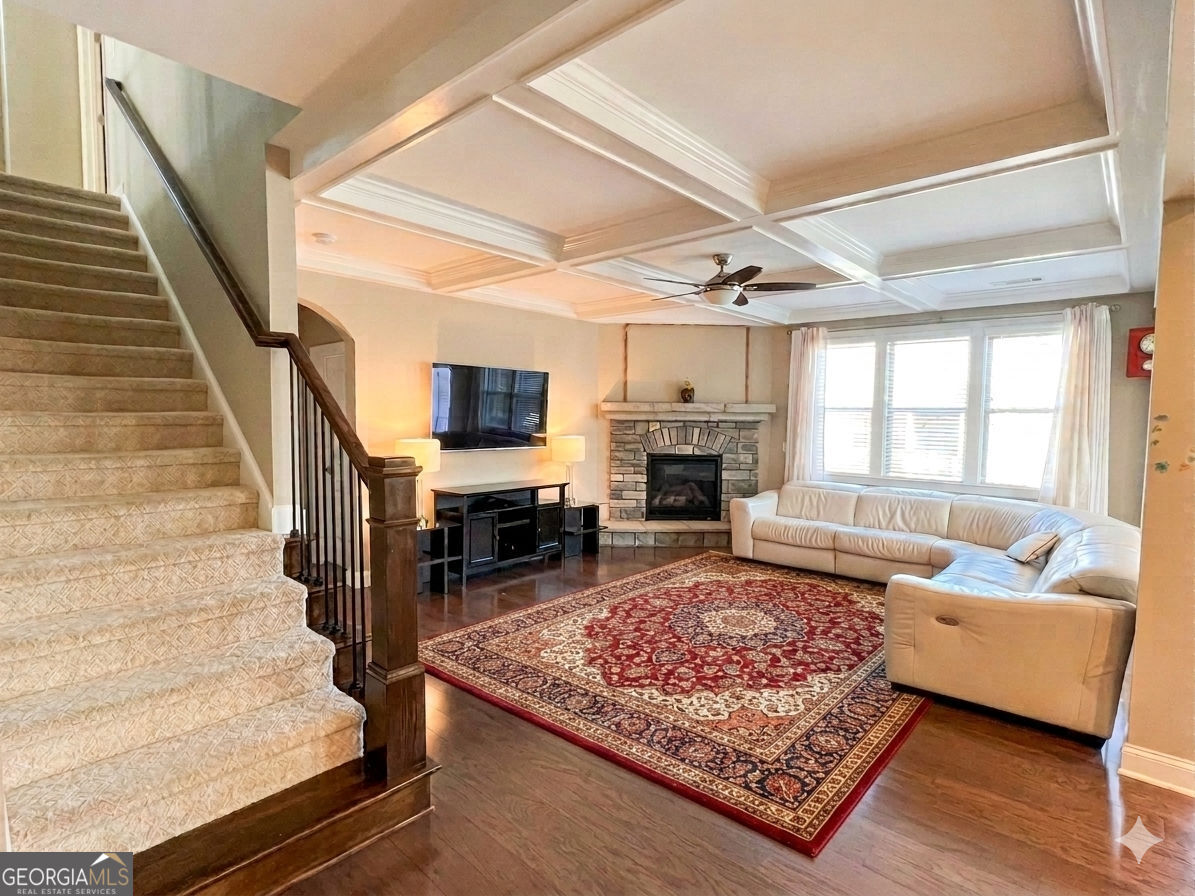 225 Stonebrier LN