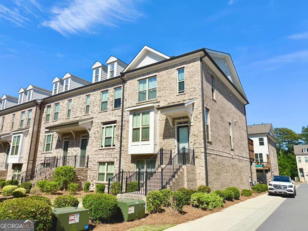 324 Marlowe ALY 119