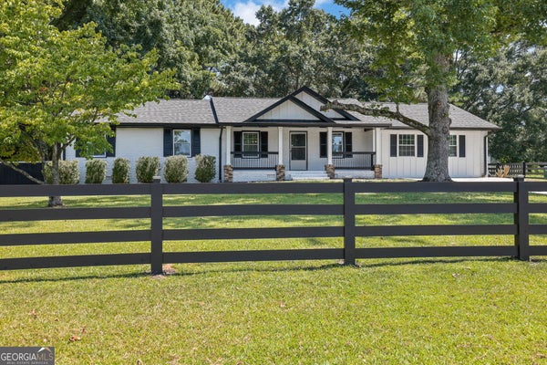 1686 NORTON ESTATES DR, SNELLVILLE, GA 30078 - Image c3679e0d930bb0d8dc07b77c62f26edb/4169229822
