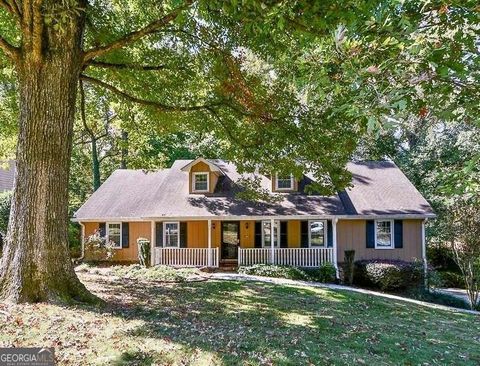 445 Bruce WAY SW Lilburn GA 30047