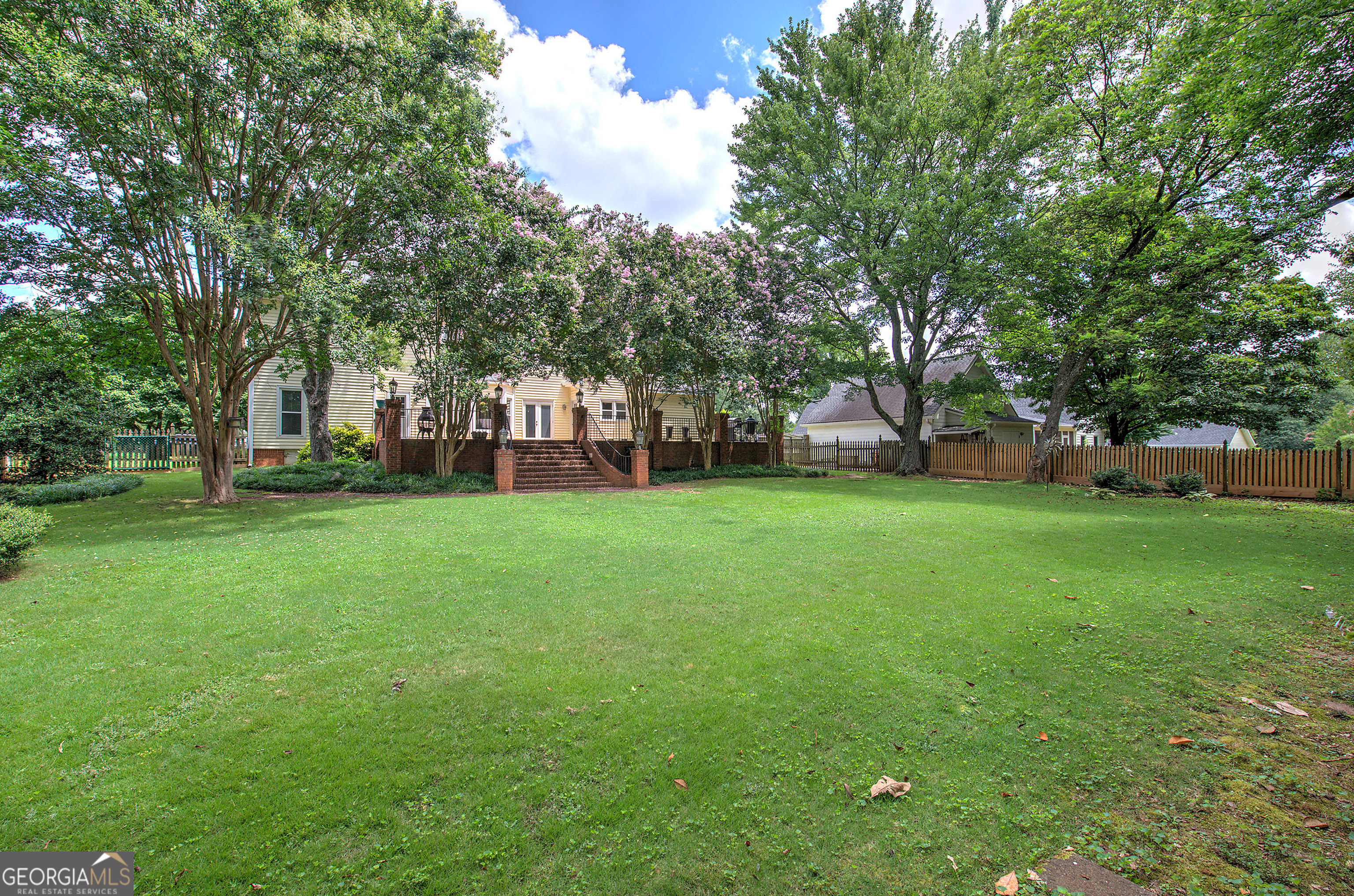 Park Manor - Residential