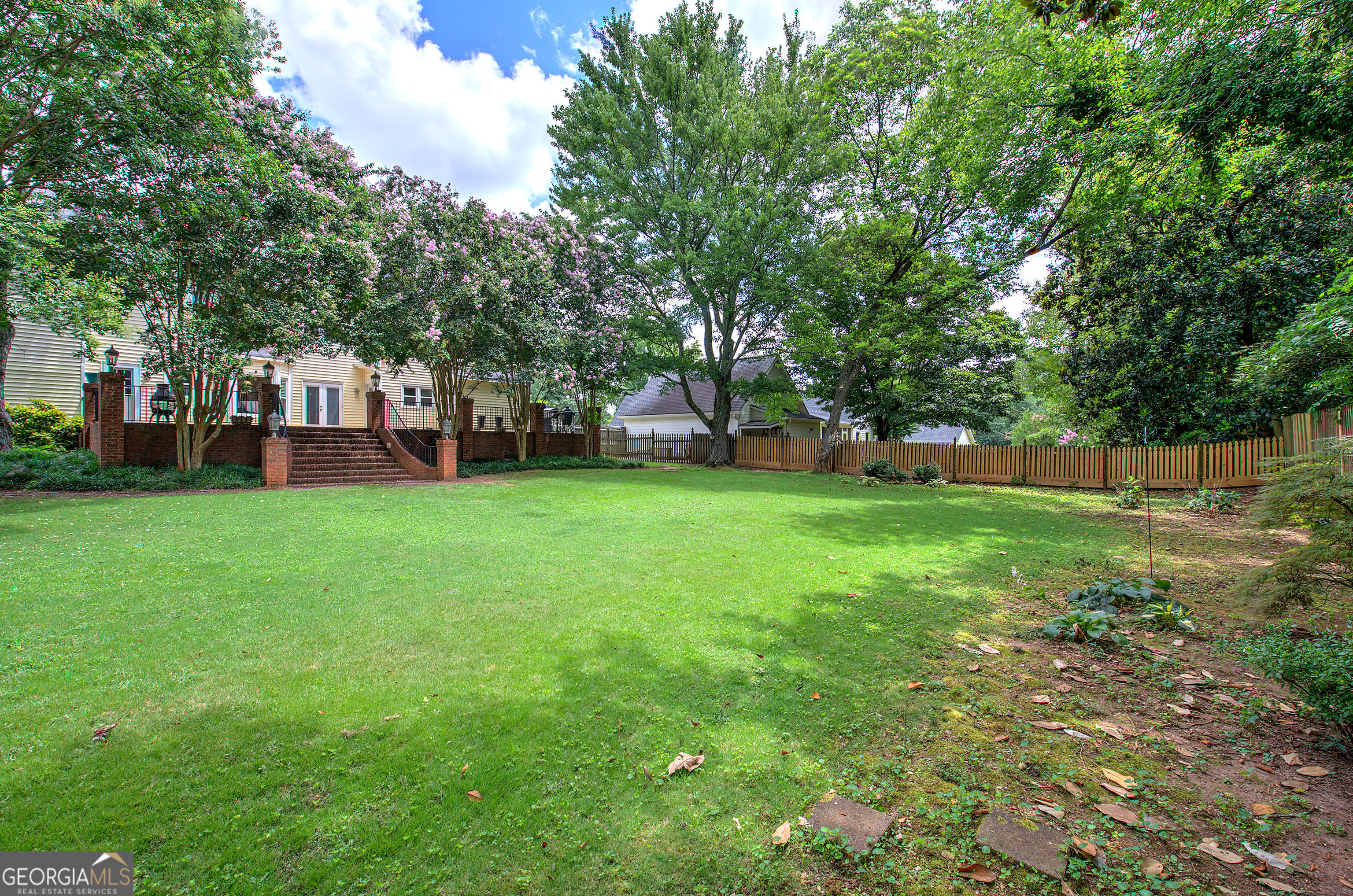 Park Manor - Residential