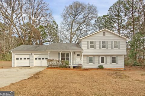 Photo of 6470 Meadow Lark Drive, Riverdale, GA 30296 (MLS # 10683713)