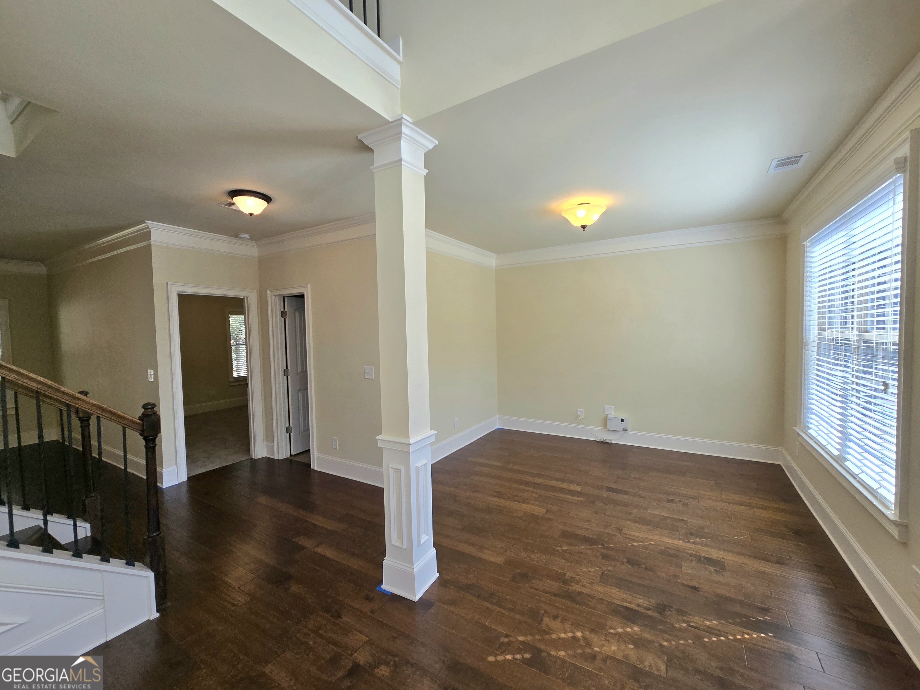 9 Ravine DR