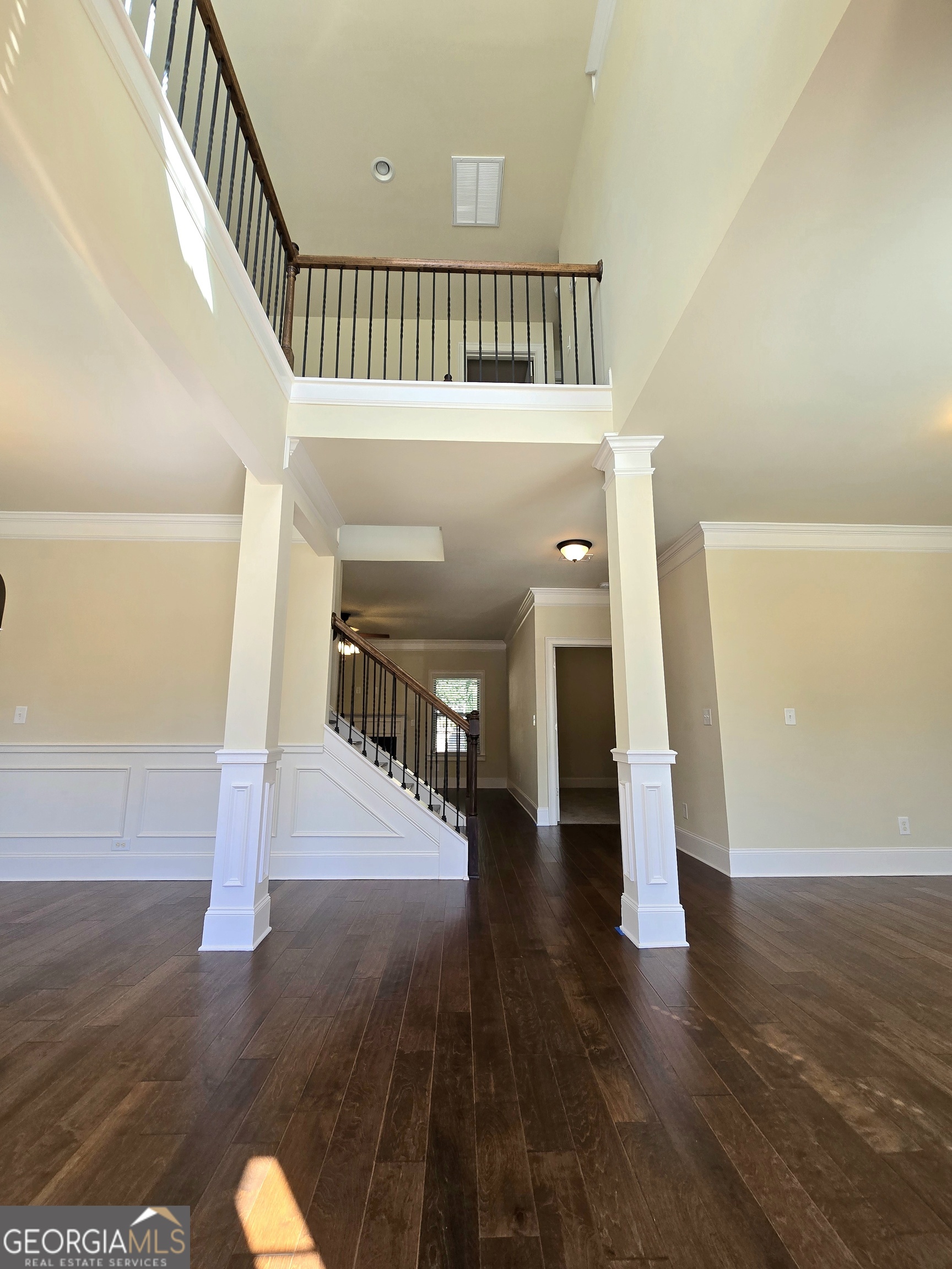 9 Ravine DR