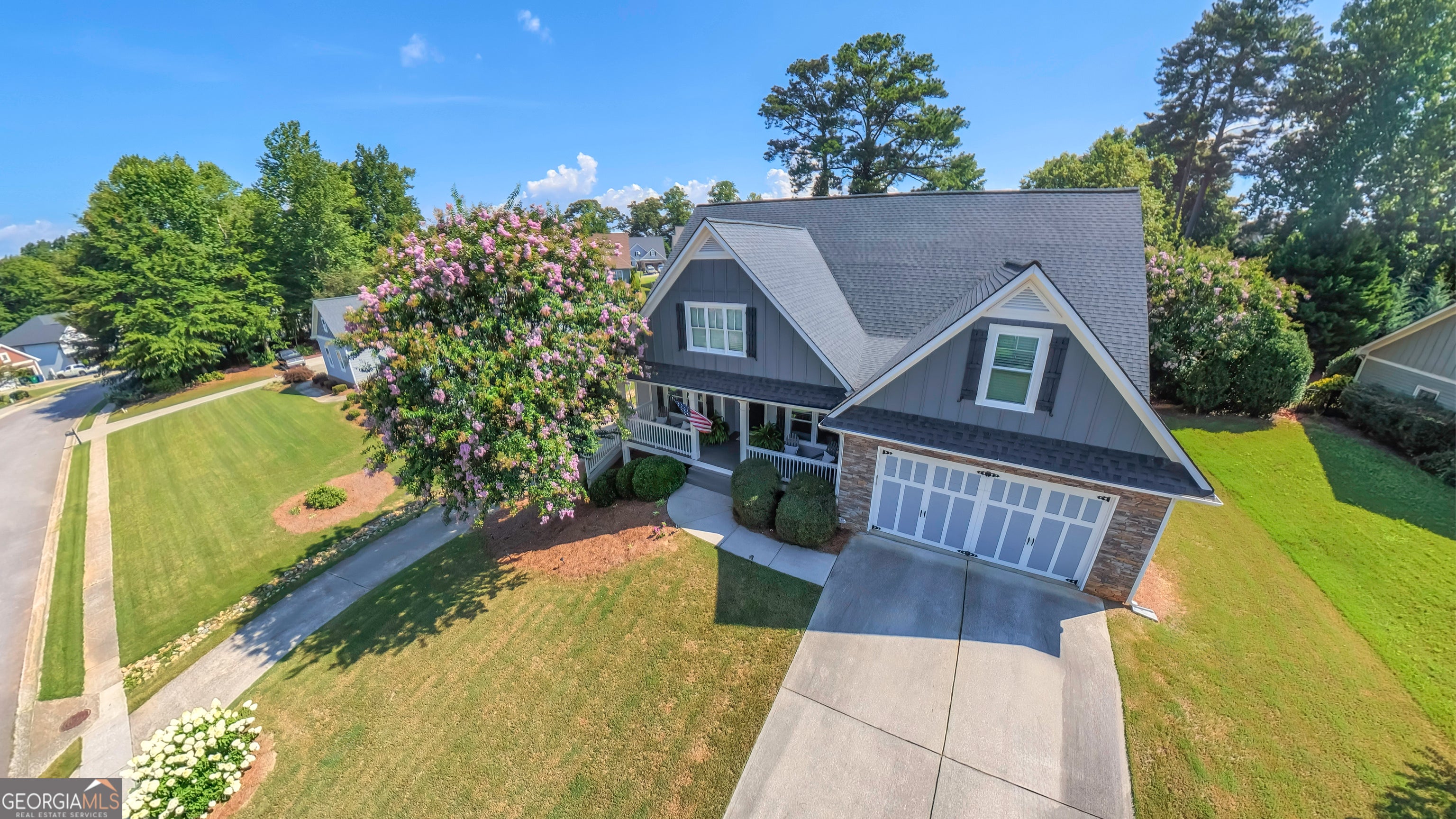 311 Wooded Glen LN