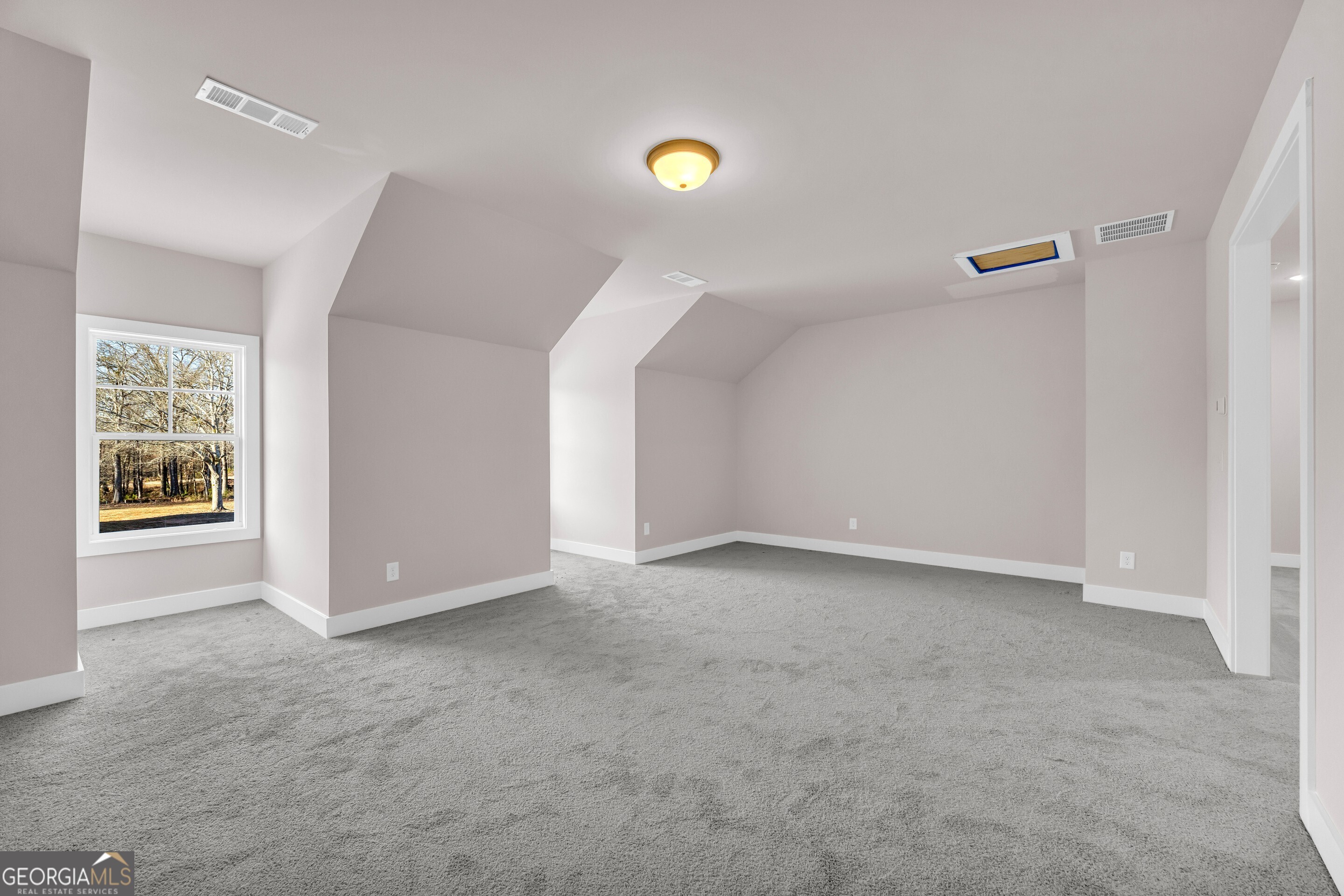 Hartwell, Georgia 30643, United States, 5 Bedrooms Bedrooms, ,4 BathroomsBathrooms,Residential,Active,36700