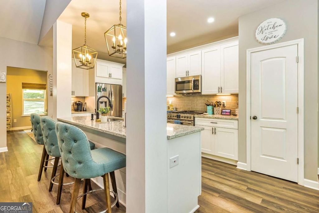 Photo of 195 Bellevue Loop, Fayetteville, GA 30215 (MLS # 10769998)